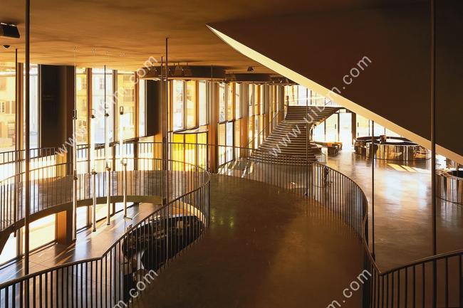 BIM建筑|轻遮于空中巨幕之下：阿尔比大剧院 / Dominique Perrault Architecture