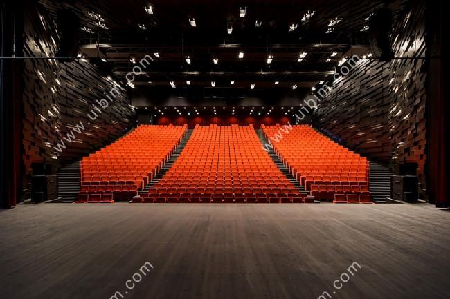 BIM建筑|轻遮于空中巨幕之下：阿尔比大剧院 / Dominique Perrault Architecture