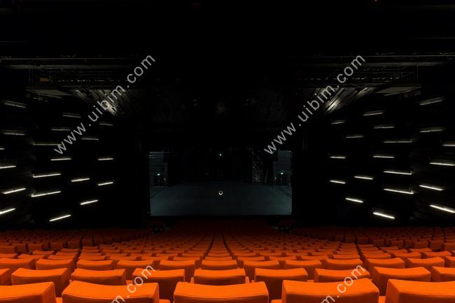 BIM建筑|轻遮于空中巨幕之下：阿尔比大剧院 / Dominique Perrault Architecture