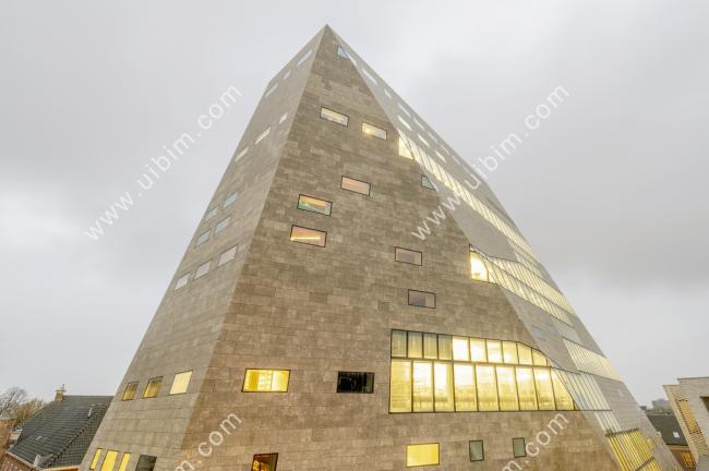 BIM建筑|格罗宁根多功能会议中心 / NL建筑事务所