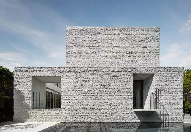 BIM建筑|空灵而轻盈：阿马代尔之家 / B.E Architecture