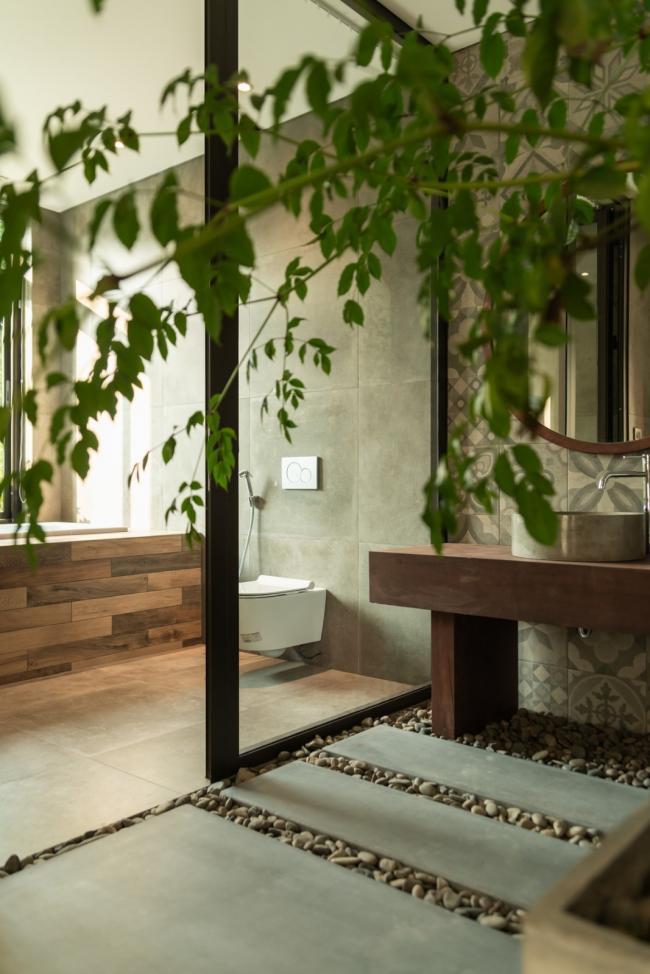 BIM建筑|拱窗围廊下营造室内庭院：越南 AD8 别墅 / Nemo Studio