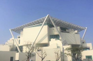 BIM建筑|坂茂新作“台南美术馆”，五边形屋顶天篷下的堆叠体块-BIM建筑网