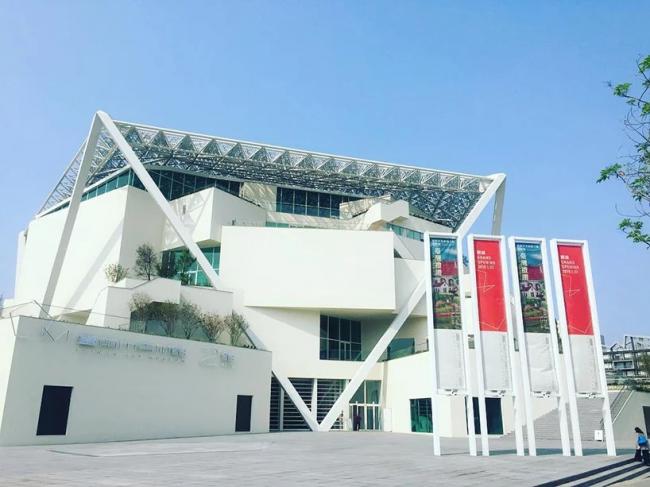 BIM建筑|坂茂新作“台南美术馆”，五边形屋顶天篷下的堆叠体块