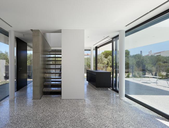 BIM建筑|爱琴海岸边的白色精灵——希腊E住宅 / buerger katsota architects