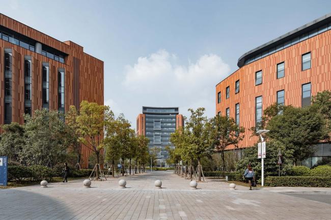 BIM建筑|西安交通利物浦大学南校区（含西浦商学院）/ BDP