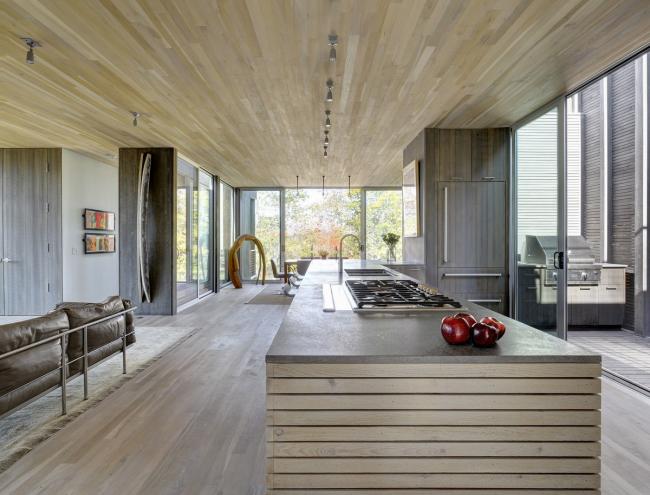 BIM建筑|高挑桩基创造的架空体量——西北港口住宅 / Bates Masi Architects