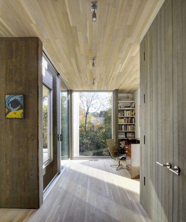 BIM建筑|高挑桩基创造的架空体量——西北港口住宅 / Bates Masi Architects