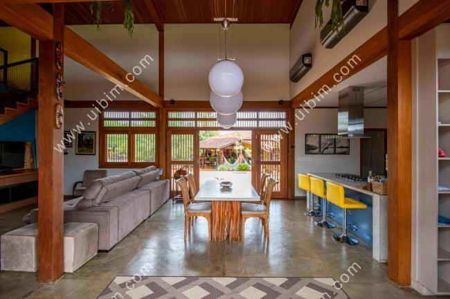 BIM建筑|草丛，泥巴，荡秋千：乡野田园里的儿童之家