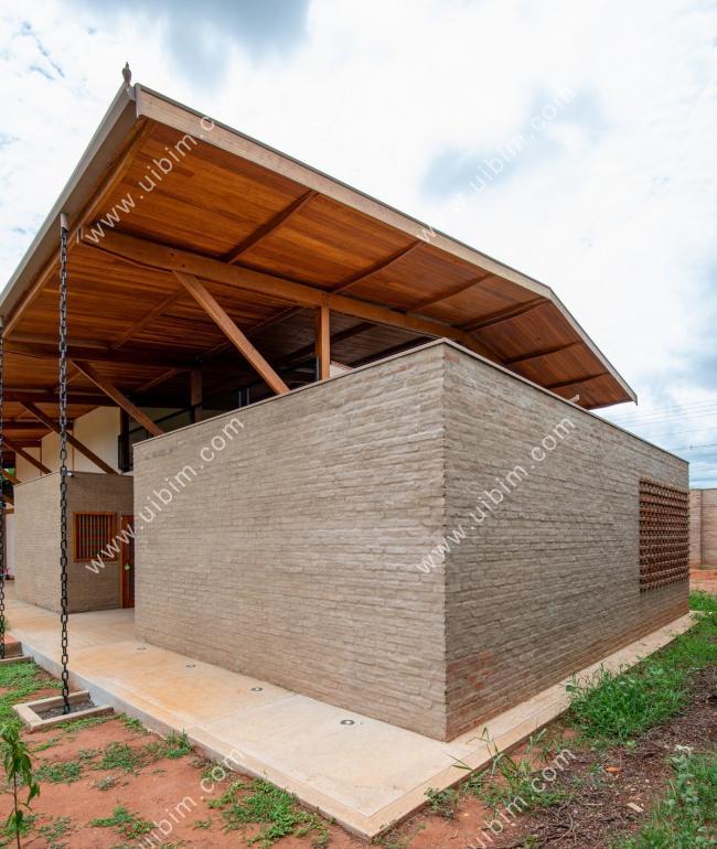 BIM建筑|草丛，泥巴，荡秋千：乡野田园里的儿童之家