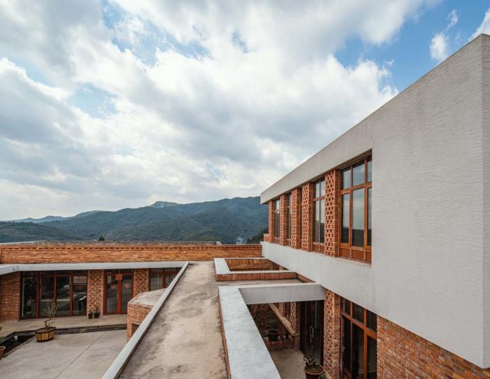 BIM建筑|一方院落，隐于悠然远山：云南曲靖赵宅 / 青岛川拓建筑设计工作室