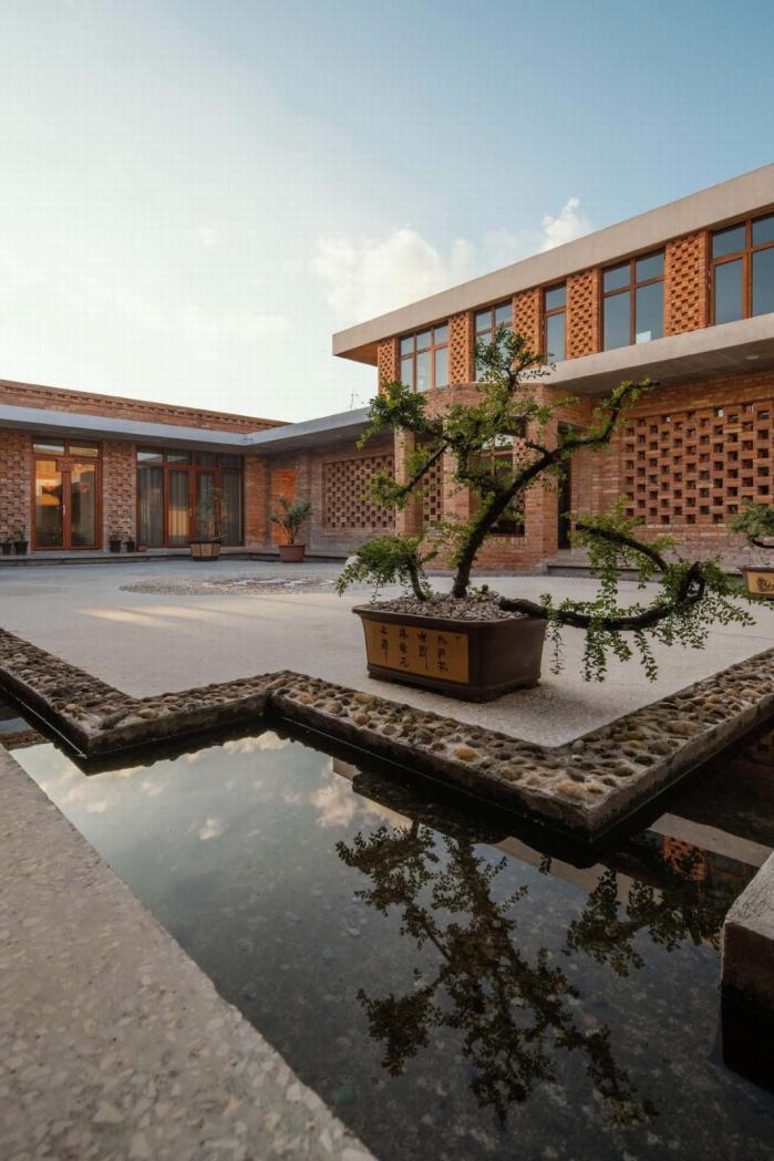 BIM建筑|一方院落，隐于悠然远山：云南曲靖赵宅 / 青岛川拓建筑设计工作室