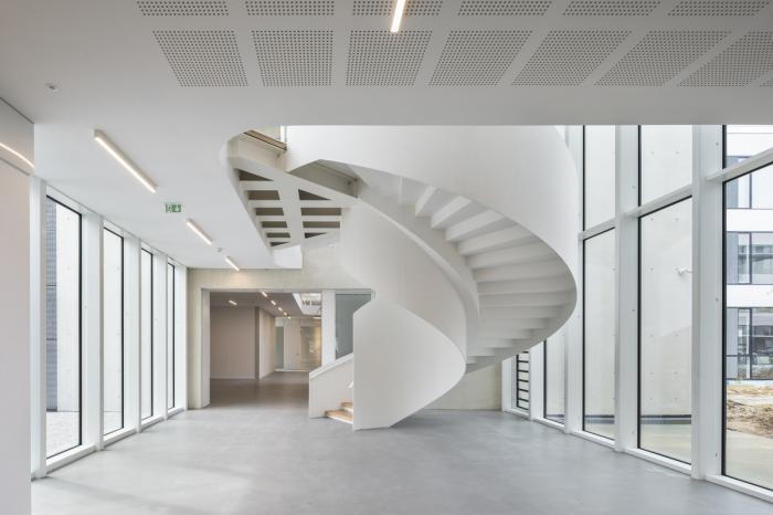 BIM建筑|轻盈透明，曲直线的共舞：液化空气集团总部 / Michel Rémon & Associés