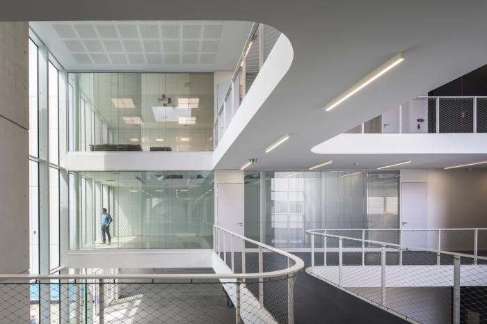 BIM建筑|轻盈透明，曲直线的共舞：液化空气集团总部 / Michel Rémon & Associés