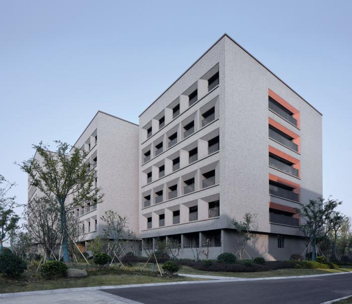 BIM建筑|杭州第二中学钱江校区学生宿舍楼 / 浙江大学建筑设计研究院有限公司