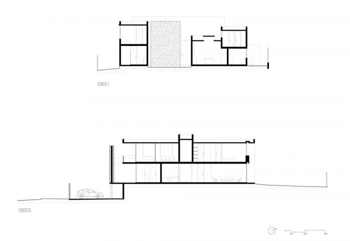 BIM建筑|嵌入场地的巨石：Cerro la Cruz住宅 / Turner Arquitectos