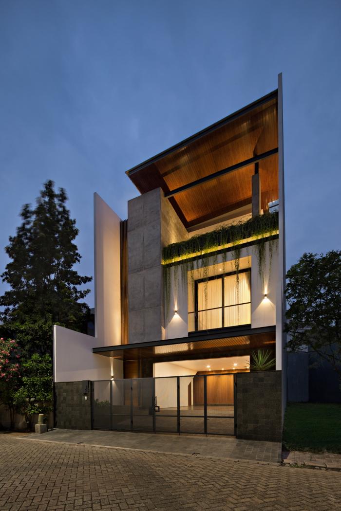 BIM建筑|一座“呼吸装置”——雅加达 VGI 住宅 / Pranala Associates