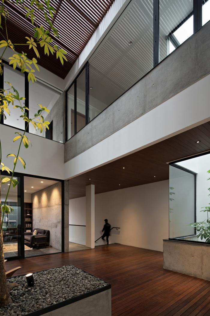 BIM建筑|一座“呼吸装置”——雅加达 VGI 住宅 / Pranala Associates