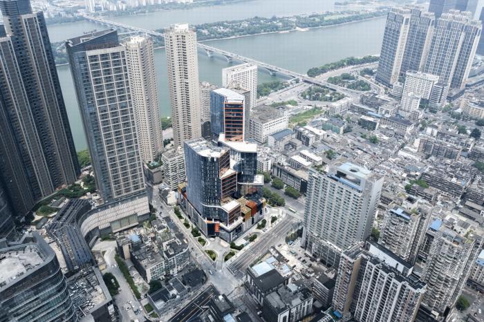 BIM建筑|长沙坡子街上的一座微城市：华远·云玺 / Aedas