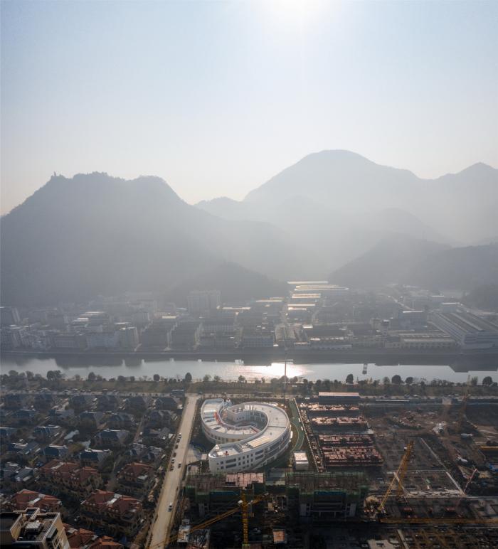 BIM建筑|一只静躺于海边的“海螺城堡”：大孚双语幼儿园 / 上海思序建筑规划设计