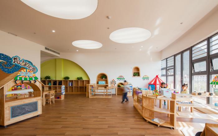 BIM建筑|一只静躺于海边的“海螺城堡”：大孚双语幼儿园 / 上海思序建筑规划设计