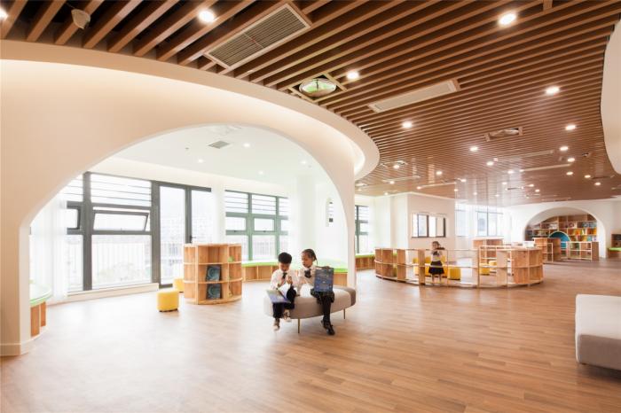 BIM建筑|一只静躺于海边的“海螺城堡”：大孚双语幼儿园 / 上海思序建筑规划设计