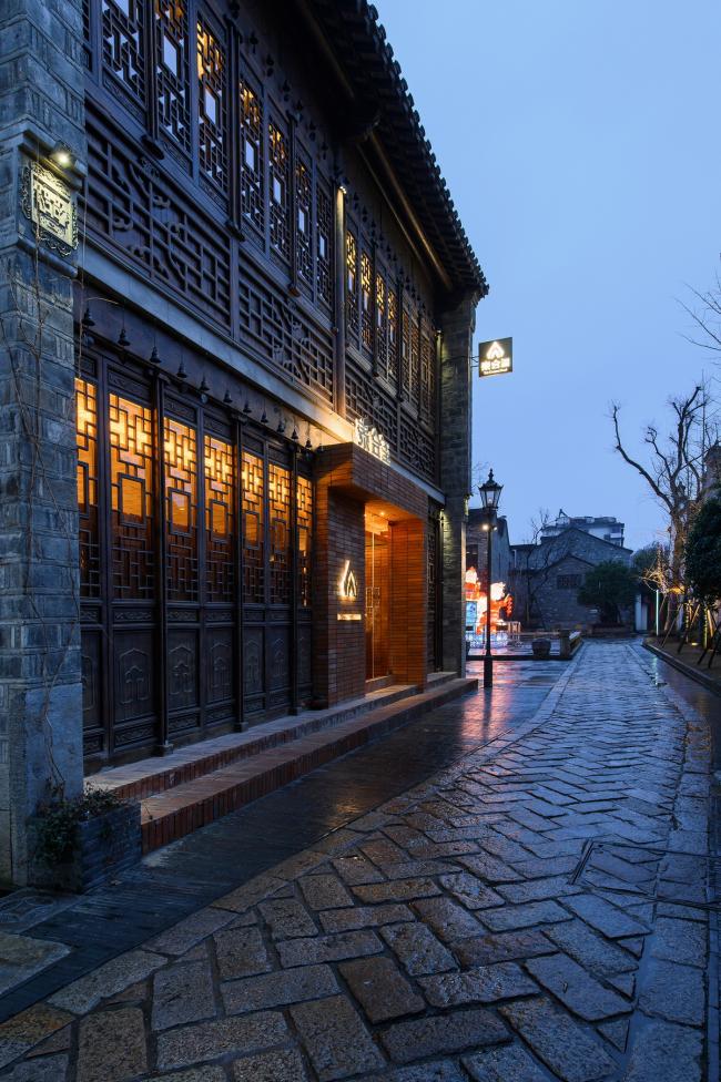 BIM建筑|场所映射——泰合玺南京老门东SPA馆 / 裸筑更新