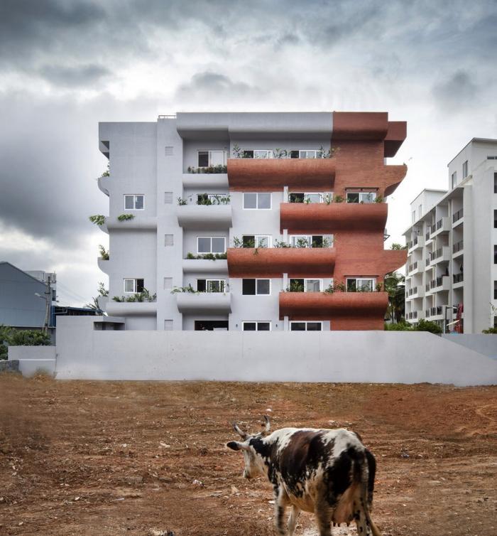 BIM建筑|富有动感的雕塑：印度“森林”公寓 / The Purple Ink Studio