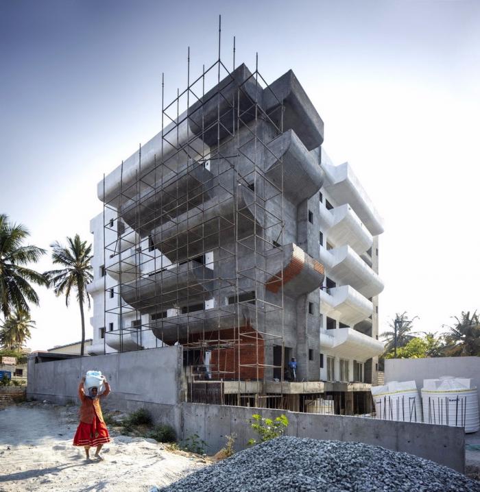 BIM建筑|富有动感的雕塑：印度“森林”公寓 / The Purple Ink Studio