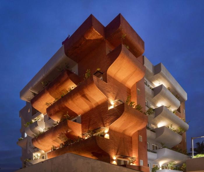 BIM建筑|富有动感的雕塑：印度“森林”公寓 / The Purple Ink Studio