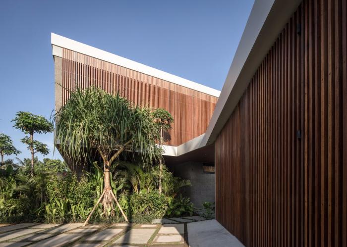 BIM建筑|观赏椰林日落，听闻稻田蛙鸣：“河”之家 / Alexis Dornier