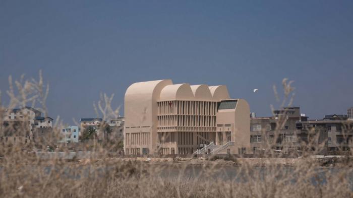 BIM建筑|静默守护，追寻乡土根源：滩涂边的教堂 / CWXD建筑事务所