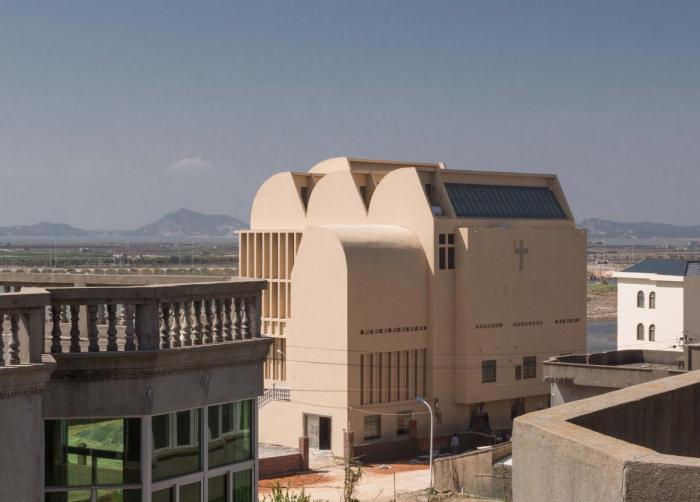 BIM建筑|静默守护，追寻乡土根源：滩涂边的教堂 / CWXD建筑事务所