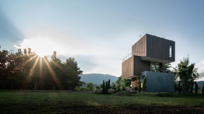 BIM建筑|群山环抱中的雕塑：MHS住宅 / ASWA