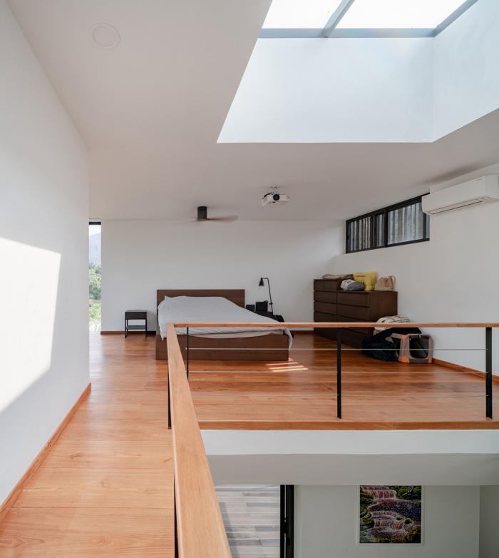 BIM建筑|群山环抱中的雕塑：MHS住宅 / ASWA