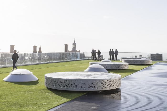 BIM建筑|体育与科学精神的碰撞：布莱顿学院 / OMA