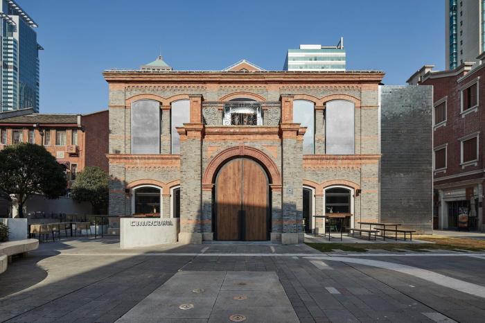 BIM建筑|当时间与温度交织于空间——CHARCOHOL巧客餐厅与鸡尾酒吧 / 八荒设计