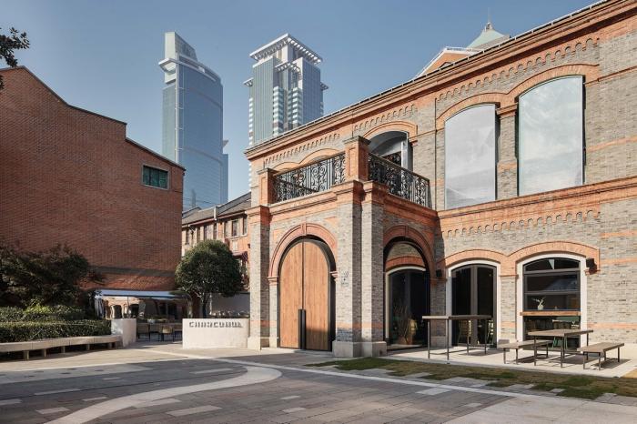 BIM建筑|当时间与温度交织于空间——CHARCOHOL巧客餐厅与鸡尾酒吧 / 八荒设计