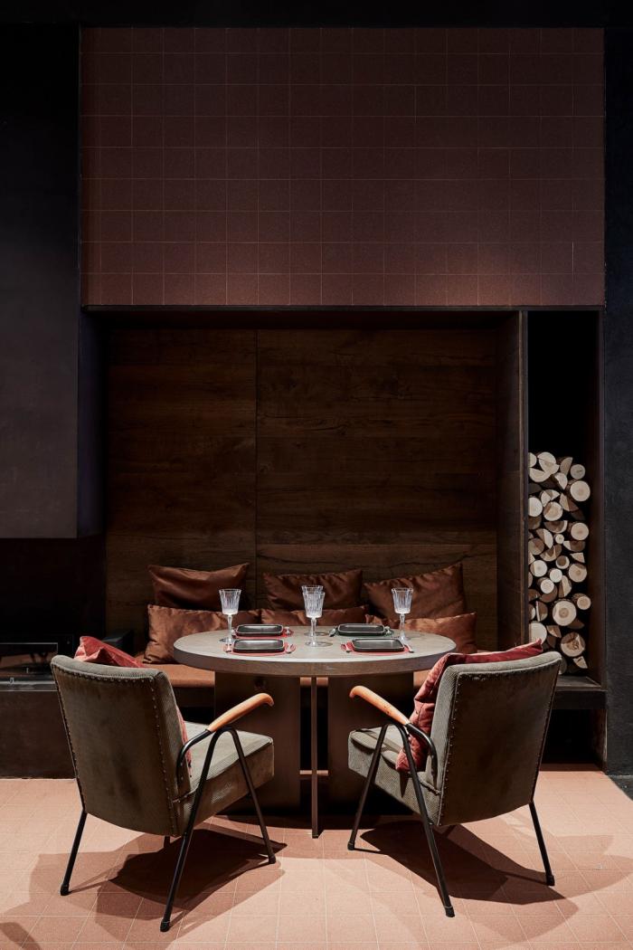 BIM建筑|当时间与温度交织于空间——CHARCOHOL巧客餐厅与鸡尾酒吧 / 八荒设计