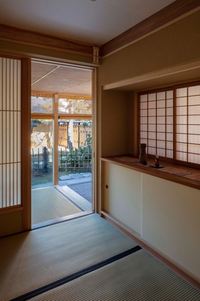 BIM建筑|质朴的静修居所——多度津町私宅 / 奥野崇建筑设计事务所