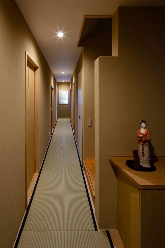 BIM建筑|质朴的静修居所——多度津町私宅 / 奥野崇建筑设计事务所