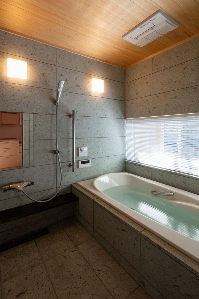 BIM建筑|质朴的静修居所——多度津町私宅 / 奥野崇建筑设计事务所