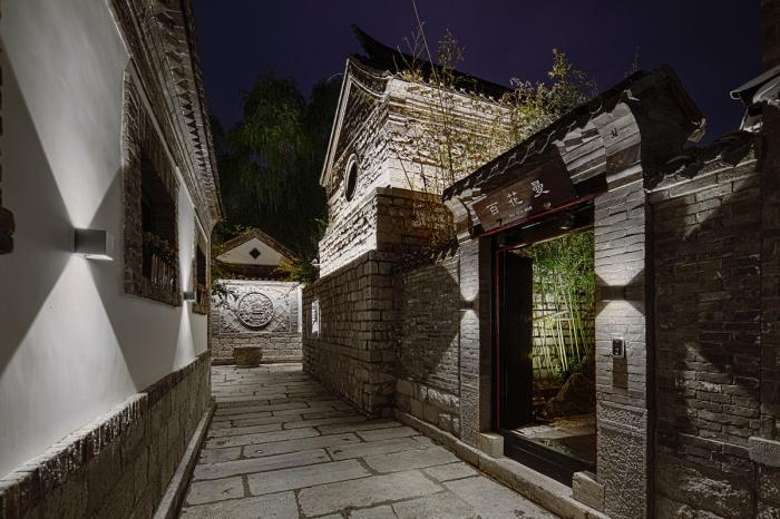 BIM建筑|大明湖畔的泉上居——百花洲C1C2古建筑群落改造新生 / CCDI卝智室内设计