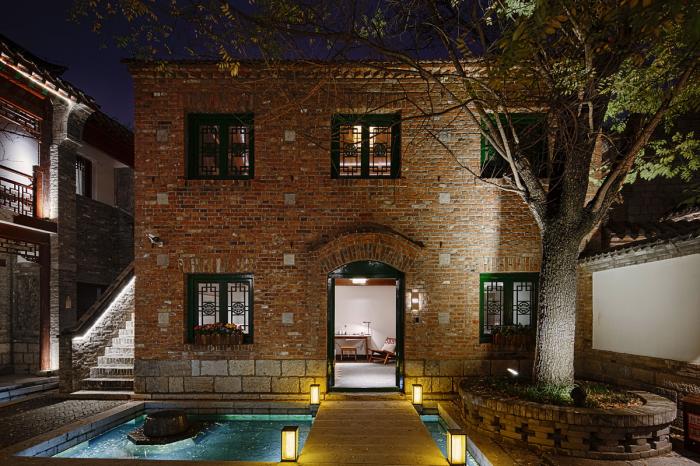 BIM建筑|大明湖畔的泉上居——百花洲C1C2古建筑群落改造新生 / CCDI卝智室内设计