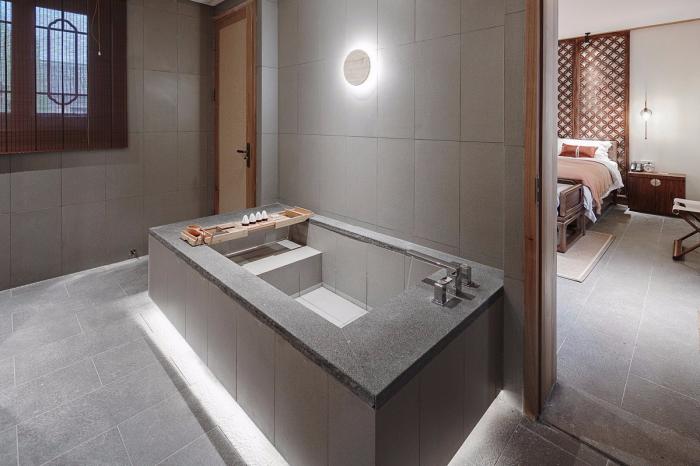 BIM建筑|大明湖畔的泉上居——百花洲C1C2古建筑群落改造新生 / CCDI卝智室内设计