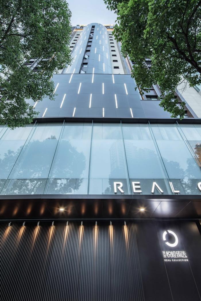 BIM建筑|上海景瑞悦樘臻选(中山公园店）改造实录 / 上海成执建筑设计