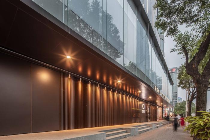 BIM建筑|上海景瑞悦樘臻选(中山公园店）改造实录 / 上海成执建筑设计