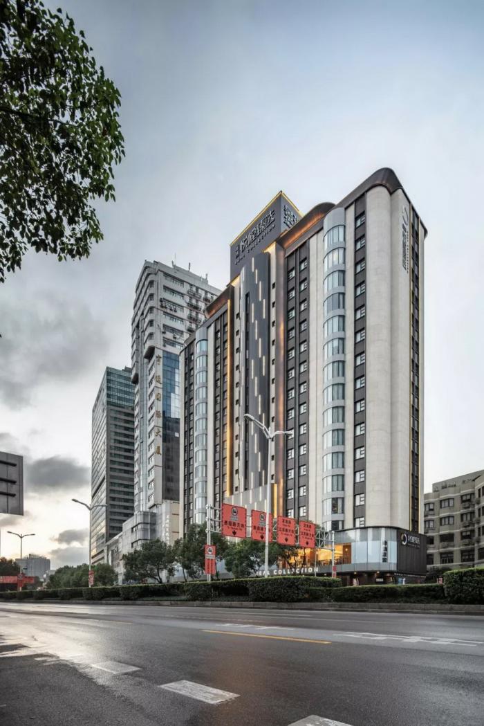 BIM建筑|上海景瑞悦樘臻选(中山公园店）改造实录 / 上海成执建筑设计