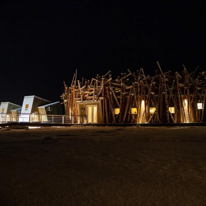 BIM建筑|漂浮于卢勒河上的水疗酒店：“北极浴”