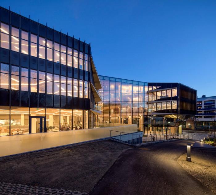 BIM建筑|独特的构造之美：SR银行新总部